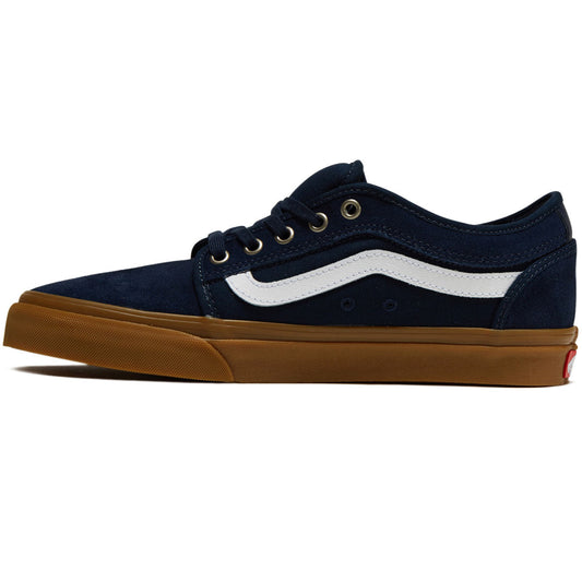 Skate Chukka Low Sidestripe Shoes