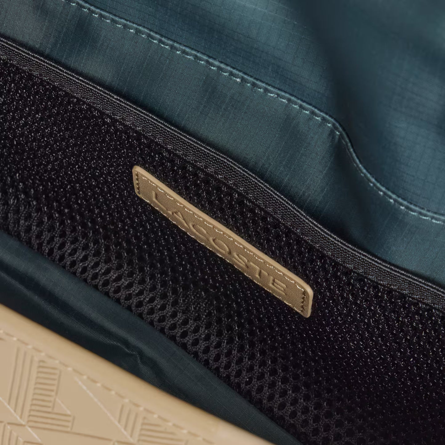 Petit sac à rabat en cuir Monogram